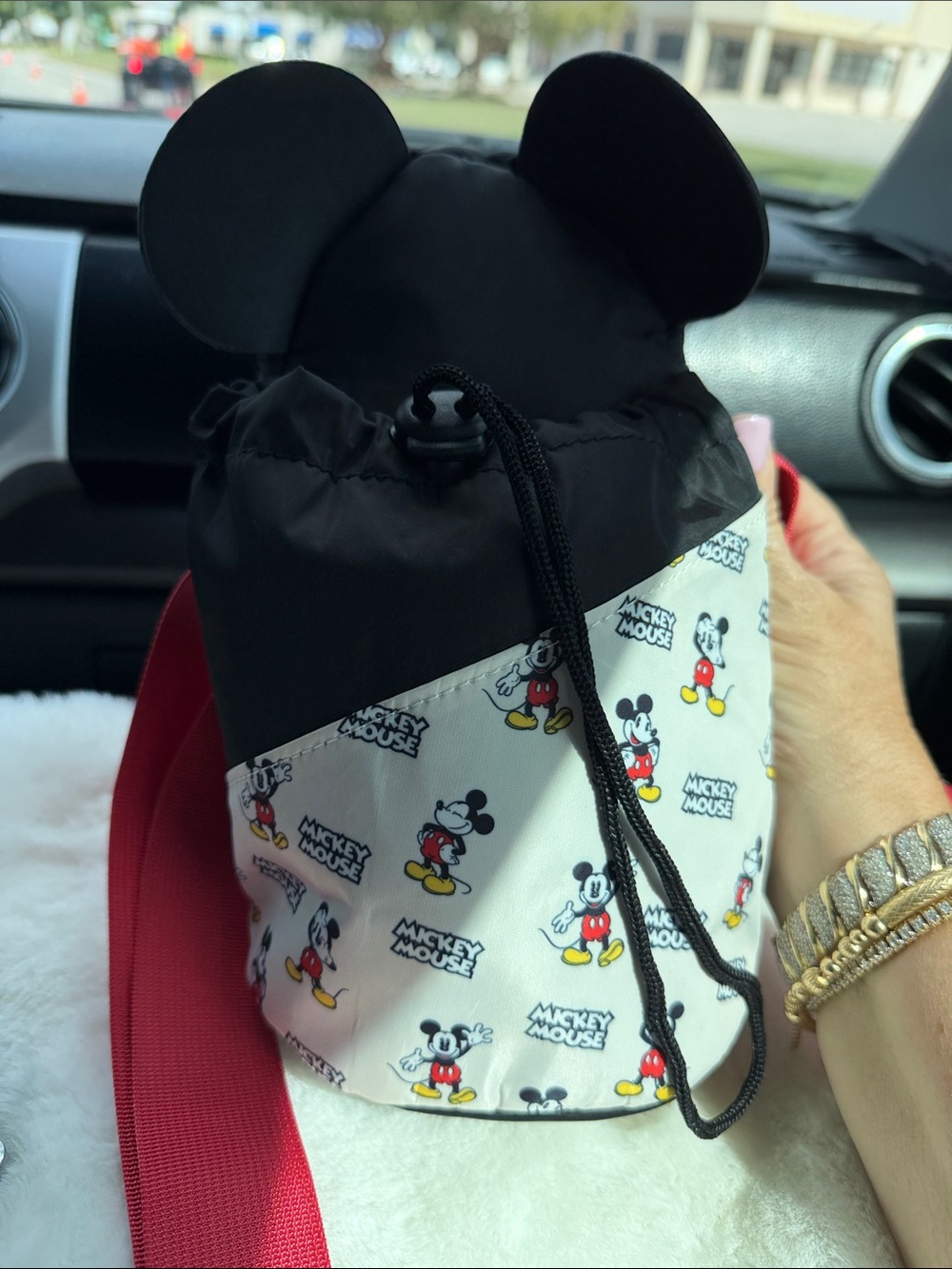 ALDI EXCLUSIVE DISNEY MICKEY MOUSE WATER BOTTLE CROSSBODY SLING 2026